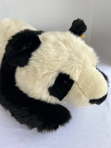 lot 924 image: Steiff Panda Doll # 671395