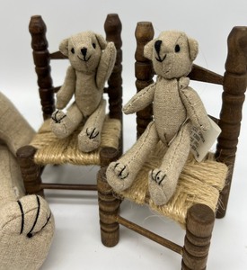 lot 1104 image: Primitive Bears and Chairs