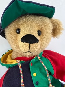 lot 1082 image: Lets play Ball Artisan Bears