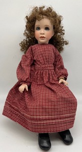 lot 1066 image: Lawtons Doll Carrie
