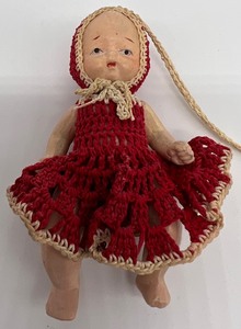 lot 1063 image: Diminutive Vintage Miniature Dolls Japan