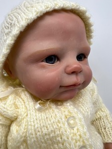 lot 1055 image: Pat Moulton Reborn Baby Doll