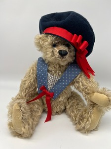 lot 1051 image: His and Hers Mohair Bears from Melodie - Fancy Stuffings