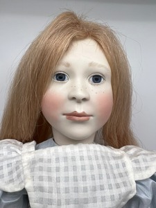 lot 959A image: Lynn & Michael Roche Jessica as Alice Doll