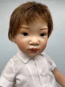 lot 1045 image: Beatrice Perini Doll - Niko - Limited Edition Doll