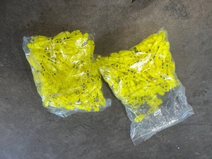 lot 10 image: Ergodyne Squids 3420 Lime Swivel Glove Clip Holder - Dual Clips - (100-Pack)