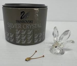 Swarovski Silver Crystal Butterfly 1 12 x 1 12 (Antenna Needs to be glued)