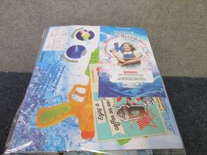 2- 2pks BubbleWater Guns...