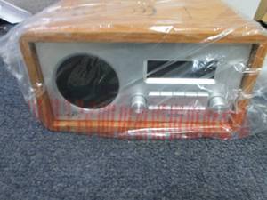 Wooden FM Radio Bluetooth Speaker w...