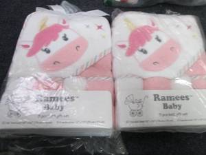 2- 5pc Babys Bath Sets...