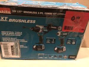 lot 55 image: Makita  18V LXT Lithium-ion Brushless 2-pc Combo Kit 2 batteries and charger open box customer return