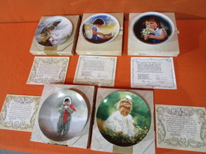 lot 155 image: (5) Donald Zolan (Zolans Children)(Wonder Of Childhood) 8.5 Limited Edition Collector Plates