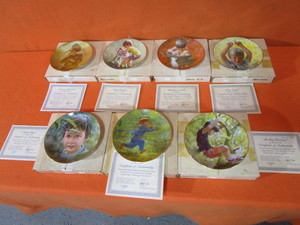 lot 156 image: (7) Thornton Utz (Carefree Days) 8.5 Limited Edition Collector Plates