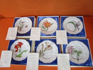 lot 178 image: (6) Felix Bracquemond (Fleurs et Rubans) Limited Edition Collector Plates