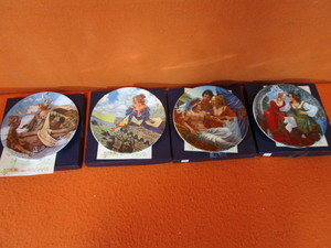 lot 183 image: (4) G. A. Hoover (The Canterbury Tales) 8.5 Limited Edition Collector Plates