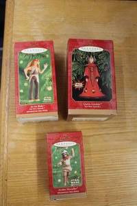 lot 532 image: Lot of (3) Hallmark Collectible Decorations - Star Wars Episode 1 Jar Jar Binks, Queen Amidala, Anakin Skywalker (New In Box )