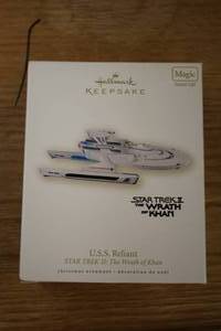 lot 537 image: Lot of (1) Hallmark Collectible Decorations - Star Trek II The Wrath of Khan USS Reliant (New In Box )