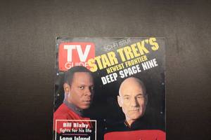 lot 555 image: Star Trek Deep Space Nine TV Guide January 2-8 1993