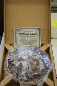 lot 568 image: The Hamilton Collection Limited Edition Second Issue Star Wars R2-D2 and Wicket Collector Plate (New In Box ) with Certificate of Authenticity