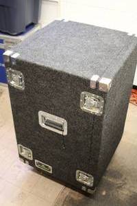 lot 589 image: Grundurf Rolling Rack-Mount Road Case