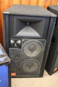 lot 599 image: JBL SR4732A SR Series II Professional Series 4-ohm Stereo Speaker
