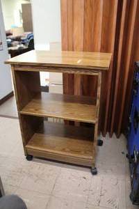 lot 912 image: Rolling Shelf 3-tier