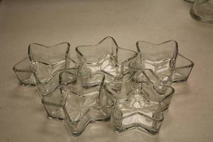lot 974 image: Lot of (5) Star Glass Dishes