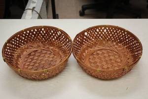 lot 977 image: Lot of (2) Handmade Woven Baskets