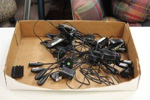 lot 985 image: Lot of (6) Bendable Desk Lights