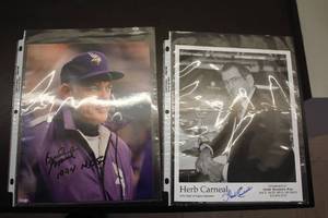 lot 1015 image: Lot of (2) Signed Photos (in sleeves)