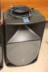 lot 943 image: Thump TH-15A Loudspeaker with Cord