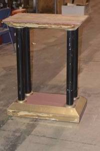 Quantity of 4 Mantel bases