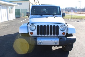 2011 Jeep Wrangler Unlimited 70th Anniversary 4x4 - 2 Owners -