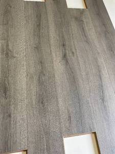 315 SF of Water Resistant Laminate Flooring 7.5x54 - D1