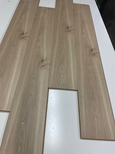 504 SF of Water Resistant Laminate Flooring 7.5x54 - KK