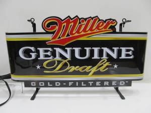 lot 25 image: Nice Working MILLER Genuine Draft Lighted Beer Sign