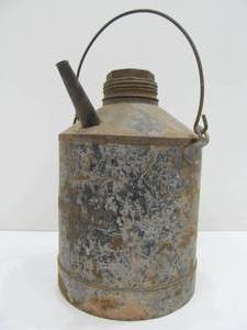 lot 27 image: Antique Handlan-Buck Railroad Oil Can 