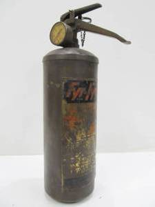 lot 40 image: Old Vintage Fyr Fire Extinguisher
