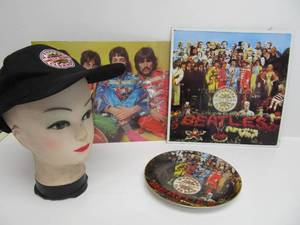 lot 64 image: Group of Assorted BEATLES Items