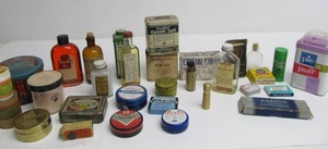 lot 77 image: Large Lot of Vintage & Antique Advertising Tins etc