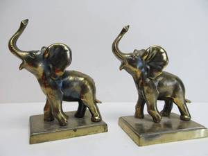 lot 144 image: Excellent Set of Old Vintage Brass Elephant Bookends