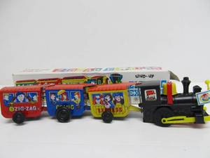 lot 155 image: Vintage Tin Toy Wind-Up Train wOriginal Box