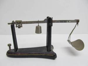 lot 188 image: Very Cool Small Antique FAIRBANKS Cast Iron Pharmacy Scale