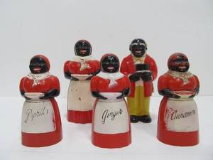 lot 210 image: Lot of Vintage F & F Mold and Die Works Dayton Ohio Kitchen Collectibles