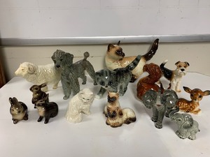 lot 178 image: Very Nice Collection of Vintage GOEBEL Animal Figurines