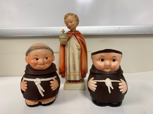 lot 179 image: Vintage GOEBEL Friar Cream & Sugar Set & Hummel Holy Child