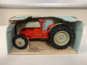 lot 126 image: New in Box Ertl Ford Tractor Toy