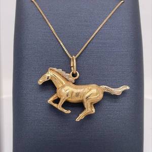 Galloping Horse Stallion Pendant in 14k Yellow Gold VIDEO