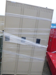 Set of 3 Lockers