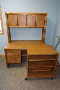lot 37 image: Office Desk with Rolling Side Cart